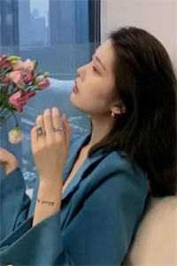 全集割发断情后，她桃花不断