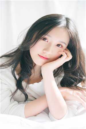 平平无奇经纪人，坐拥资产N个亿阅读全集