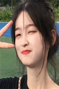 重回身死前，她转身抱紧了死对头大腿小说全集