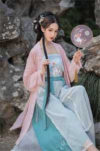 完整版贵女重生后，全京城都在等她出手虐渣