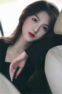 女儿身暴露！身陷皇宫处处被撩宠小说