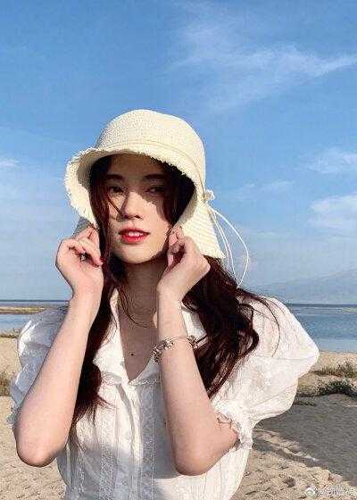 禀告首辅，夫人她又去给你物色美女了畅销巨作