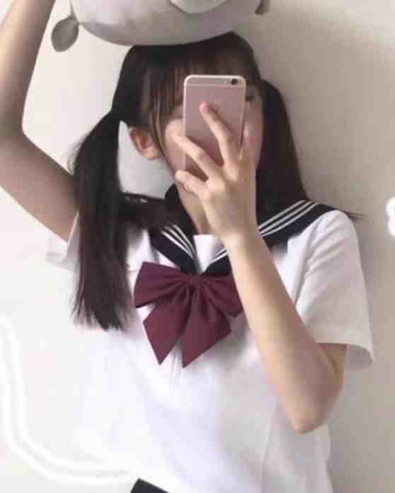穿成炮灰狗腿子后我暴富了小说全集
