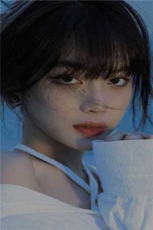 活成前任白月光后，她桃花朵朵开精品全集