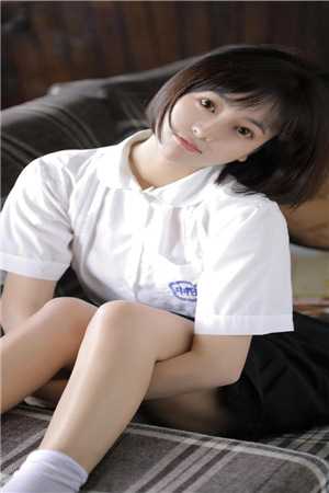 军婚撩人：倒霉女配高嫁清冷军官畅销巨著