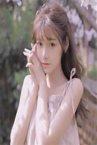 热门作品全校公敌！和美女老师谈恋爱