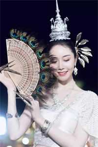 精选小说这叫菜鸟?他扣篮如挂画啊！