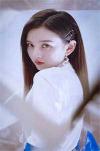 全文穿成侯门寡妇，死鬼相公还阳了