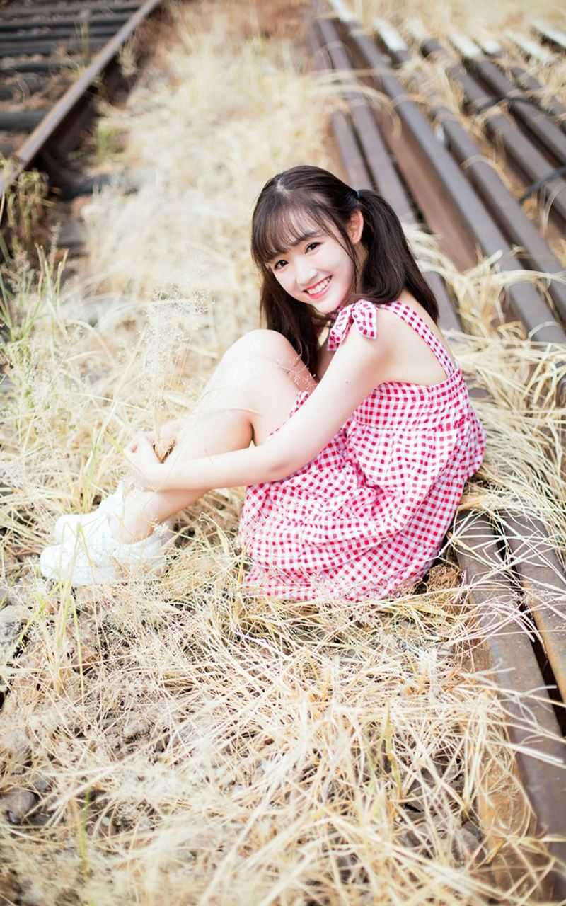 畅销小说推荐穿越玄幻世界：开局迎娶未来女帝