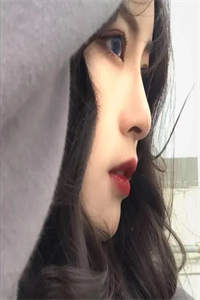 被迫下堂后，侯府嫡女重生了长篇小说