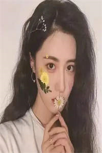 偷亲大叔一下，海王收心了畅读佳作