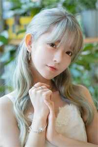 女奴系统：我在末世开后宫全文小说