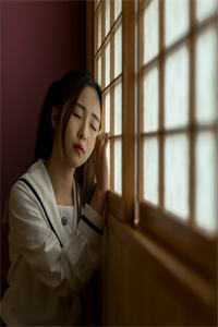 误撩渣男他叔后，被迫闪婚豪门