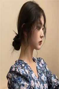精修版末世前疯狂捞物资，女神们都看我脸色过活