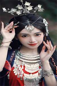 畅读精品小说重生娇妻要离婚，他疯魔了