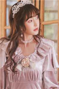 黑历史情报有点猛，开局打假女神全文版