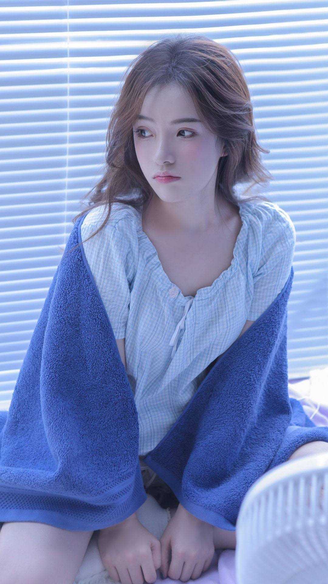 精选小说手握剧情：暴君读我心后慌了
