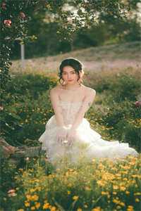 畅读全文版末世天灾，囤满亿万物资苟住<