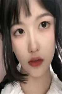 畅销书目重生后，她和阴鸷大佬共谋天下