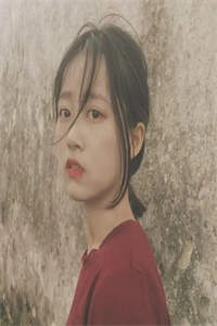 精选篇章荒年锦鲤：开枝散叶，美女找上门