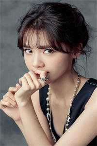 畅销书目快穿小世界：绝色美人她好孕连连