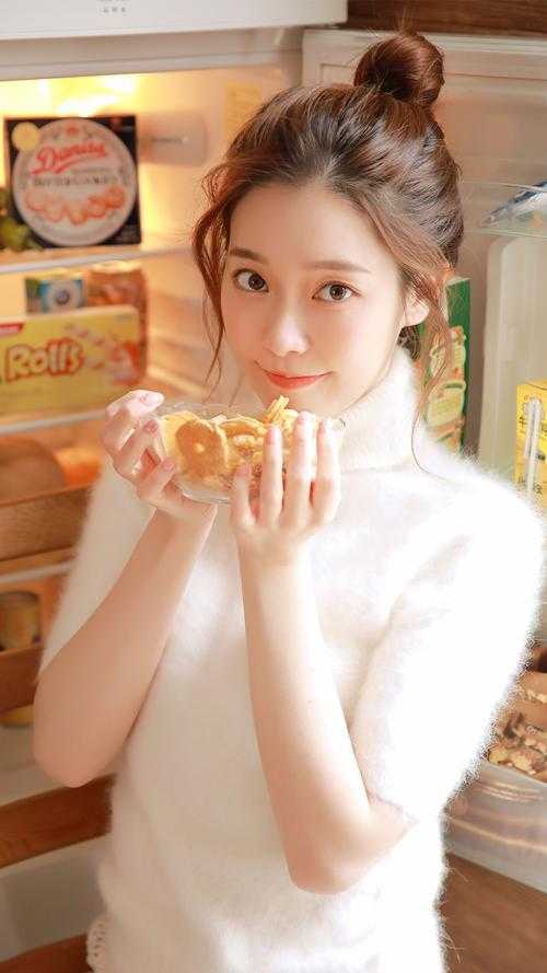 精品救命！顶级豪门一家都是女儿奴