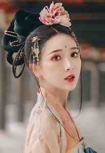 重生归来，上门女婿摇身一变成首富畅销巨著