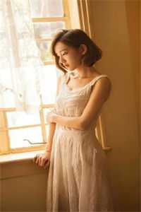 渣皇宠妾灭妻，疯批皇后绝他子嗣精选全文