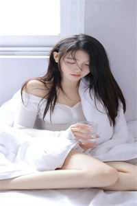 趁商业女王青涩，我要压她一筹！