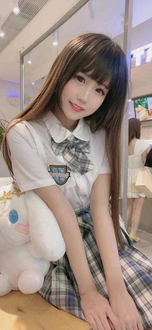 军婚甜如蜜，恶女穿七零被宠上天
