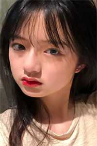 穿成十八线小糊咖后，玄学大佬算卦改命