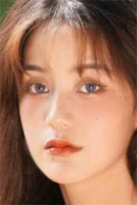 穿越古代成美人，靠生子宠冠后宫
