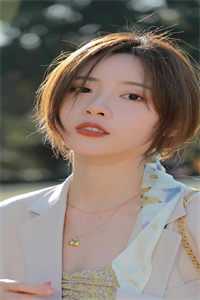 离婚如重生，她带着千亿资产飒爆了