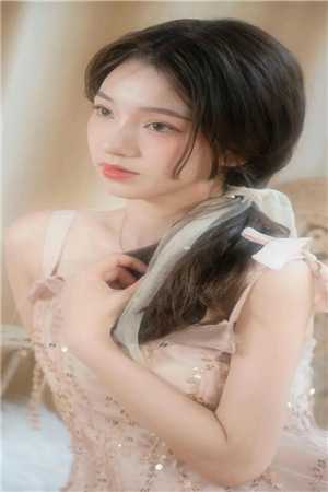 重生的我竟然变成了女孩子