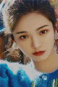 穿书末世女配：她躺平也能赢