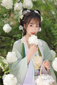 穿成恶婆婆，我被迫开启洗白模式