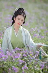 离婚后，傲娇大佬日日缠着她