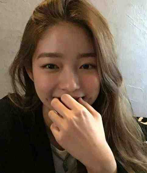 夫君独宠爱妾？我攻略婆婆来撑腰