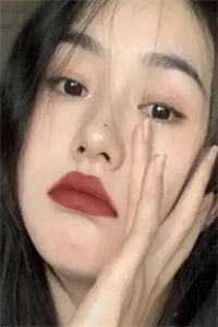 穿越成喵：团宠王妃她甜又软