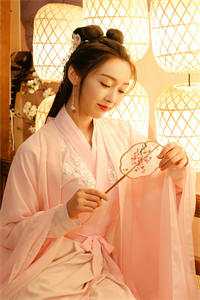 闪婚豪门：相亲对象是大佬