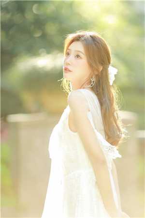 重生未婚夫黑化前，做他的白月光