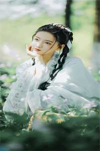重生后，囤千亿物资，带崽躺平末世