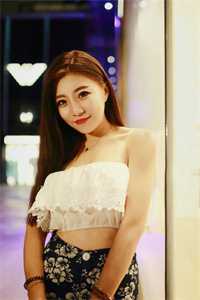 在暴戾太子怀里撒个娇
