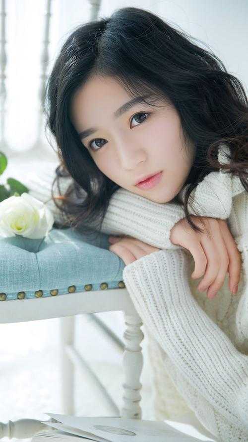 病娇美人傻乎乎，暴君偏偏宠她入骨