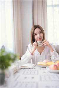 重生新婚夜，我在七零糙汉怀里肆意惹火