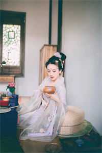 be美学，万人嫌她是认真的