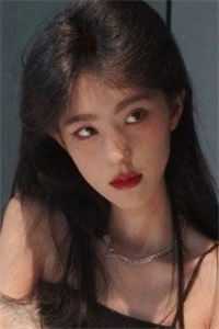 精品全集穿越古代成美人，靠生子宠冠后宫