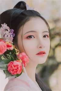 离婚后，傲娇大佬日日缠着她