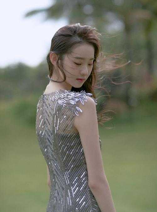 精选全文凤倾天下：心机嫡女遇上了个黏人精