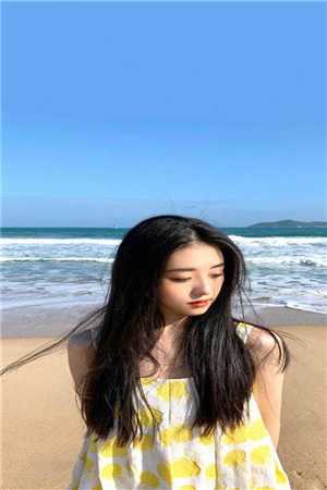 畅销书目重生后，她和阴鸷大佬共谋天下